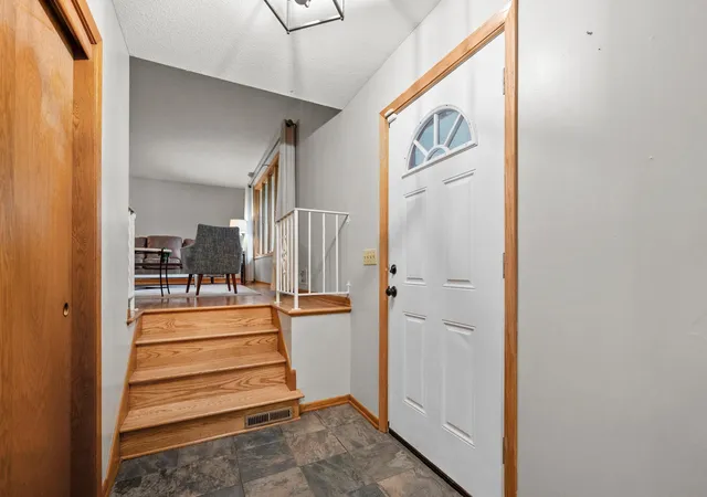 Homes for sale in Shoreview, MN | 3427 Nancy Pl, Shoreview, MN 55126 | MLS# 7096670