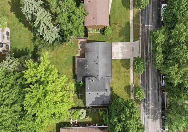 34th image of 1915 11th St S, Moorhead, MN 56560 | MLS# 7096675