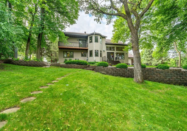 Photo 2 of Single family home for sale at 1098 Westside Dr, Fergus Falls, MN 56537 | MLS# 7096678 | Listing updated on 2026-09-21