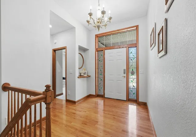 image of 1609 Highland Trl, Saint Cloud, MN 56301 | MLS# 7096685