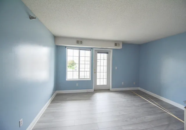 3rd image of 2094 11Th Ave Se #D, Rochester, MN 55904 | MLS# 7096694