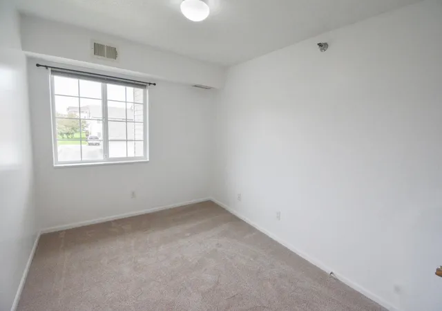 2nd image of 2094 11th Ave SE, Rochester, MN 55904