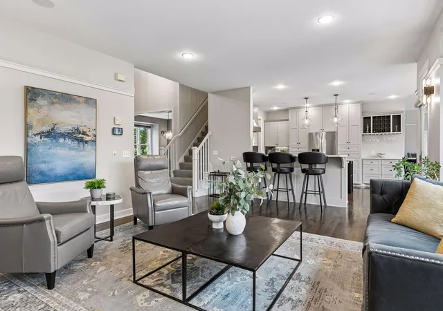 5th image of 3300 Crestmoor Bay, Saint Paul, MN 55125 | MLS# 7096700