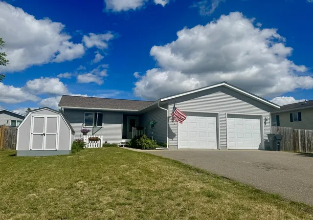1st image of 208 Jacobs Wy Ne, Bemidji, MN 56601 | MLS# 7096729
