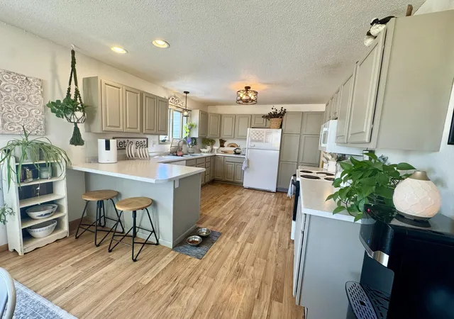 2nd image of 208 Jacobs Wy Ne, Bemidji, MN 56601 | MLS# 7096729