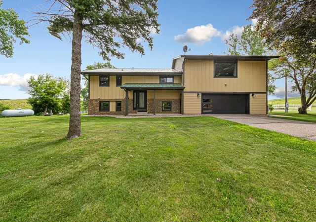 Homes for sale in Waterville, MN | 1250 Waterville Rd, Waterville, MN 56096 | MLS# 7096731