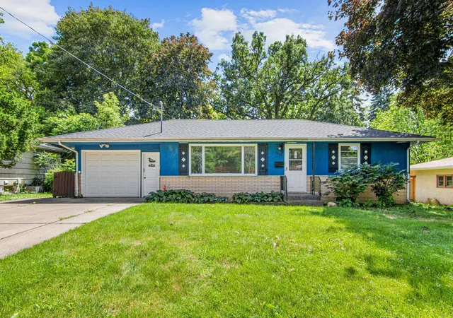 Homes for sale in Columbia Heights, MN | 1444 Mcleod St Ne, Columbia Heights, MN 55421 | MLS# 7096740