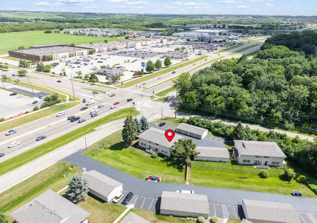 2nd image of 2457 Broadway Ave S, Rochester, MN 55904