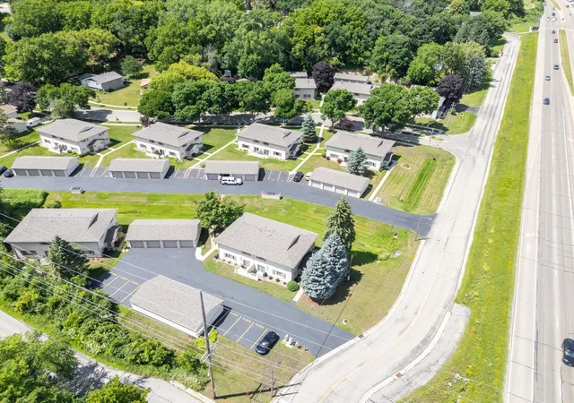 27th image of 2457 Broadway Ave S #A, Rochester, MN 55904 | MLS# 7096741