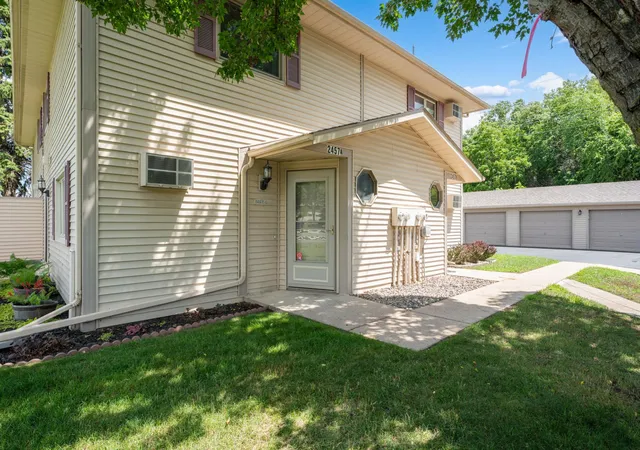2nd image of 2457 Broadway Ave S #A, Rochester, MN 55904 | MLS# 7096741