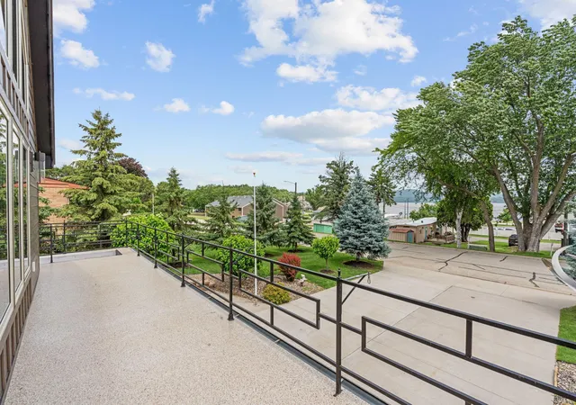 Photo 3 of Single family home for sale at 1505 N High St, Lake City, MN 55041 | MLS# 7096748 | Listing updated on 2026-09-19