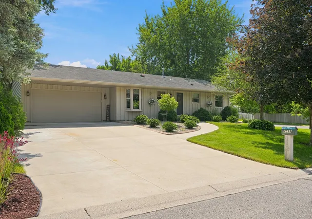 Homes for sale in Cottage Grove, MN | 7529 Immanuel Ave S, Cottage Grove, MN 55016 | MLS# 7096749