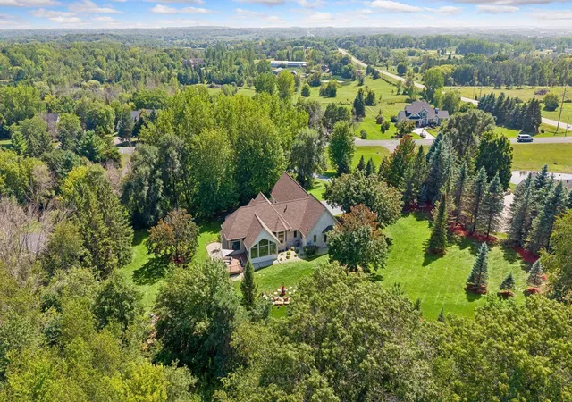 Photo 1 of Single family home for sale at 22420 Wagon Wheel Trl, Lakeville, MN 55044 | MLS# 7096800 | Listing updated on 2026-09-28