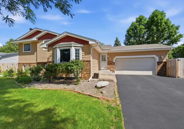 Photo 3 of Single family home for sale at 1725 129th Lane Nw, Minneapolis, MN 55448 | MLS# 7096819 | Listing updated on 2026-08-01