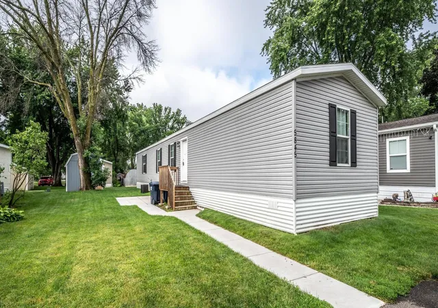 Homes for sale in Farmington, MN | 5845 176th St W St W #344, Farmington, MN 55024 | MLS# 7096821