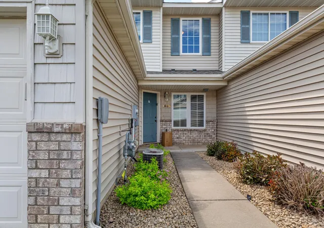 Homes for sale in New Prague, MN | 1526 Praha St Se, New Prague, MN 56071 | MLS# 7096853