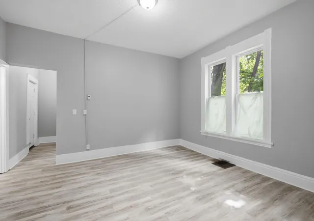 Homes for sale in Minneapolis, MN | 1318 18Th Ave N, Minneapolis, MN 55411 | MLS# 7096861