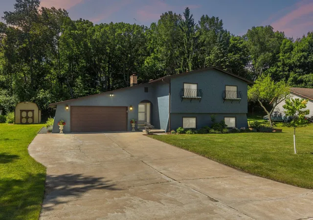 Homes for sale in Forest Lake, MN | 9735 221st St N, Forest Lake, MN 55025 | MLS# 7096866