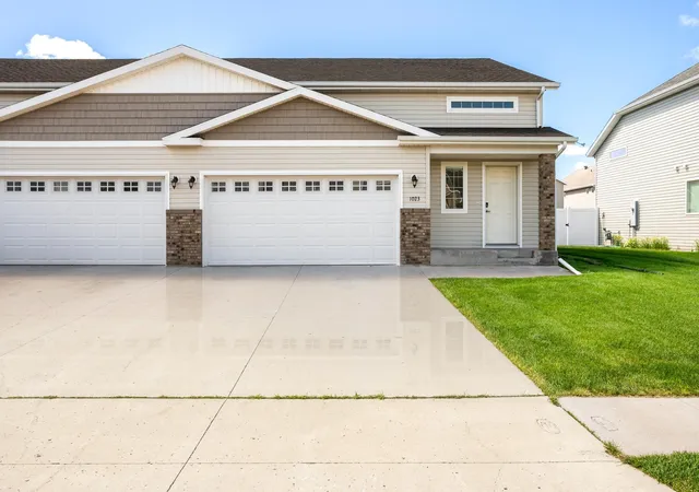 Homes for sale in West Fargo, ND | 1023 29th Ave W, West Fargo, ND 58078 | MLS# 7096881