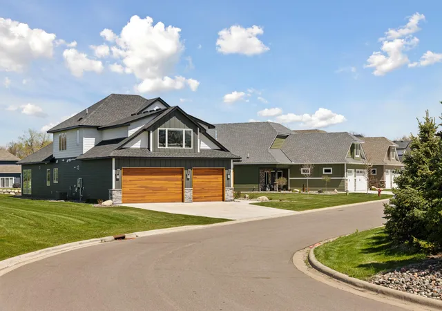 3rd image of 2535 110Th Ct, Minneapolis, MN 55449 | MLS# 7096893