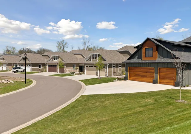 4th image of 2535 110Th Ct, Minneapolis, MN 55449 | MLS# 7096893