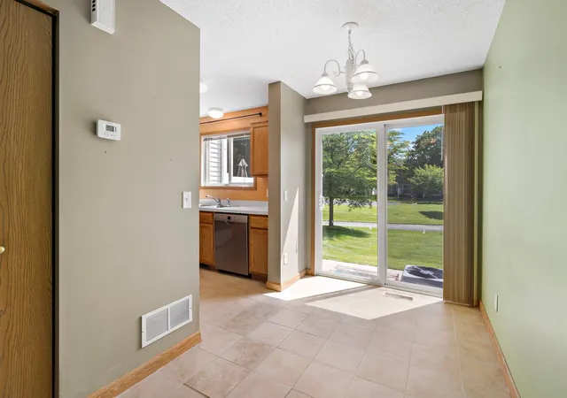 Homes for sale in Chanhassen, MN | 7772 Arboretum Vlg, Chanhassen, MN 55317 | MLS# 7096938
