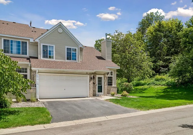 Homes for sale in Burnsville, MN | 15333 Greenhaven Ln #106, Burnsville, MN 55306 | MLS# 7096957