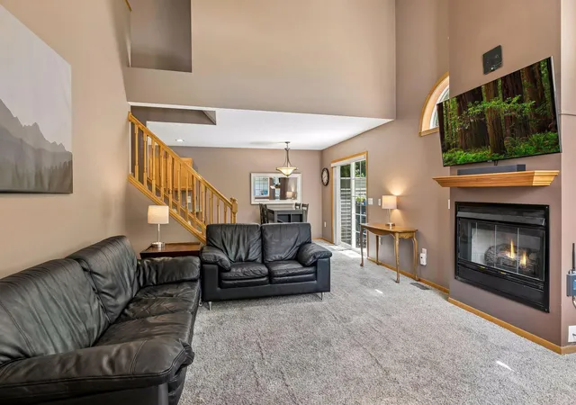 Homes for sale in Burnsville, MN | 15333 Greenhaven Ln #106, Burnsville, MN 55306 | MLS# 7096957