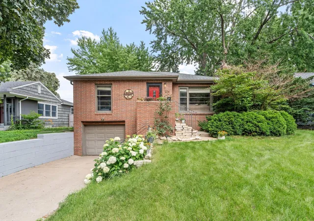 1st image of 1124 Rhode Island Ave N, Golden Valley, MN 55427 | MLS# 7096959