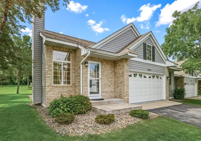 Homes for sale in Apple Valley, MN | 13024 Garrett Ln, Apple Valley, MN 55124 | MLS# 7096960