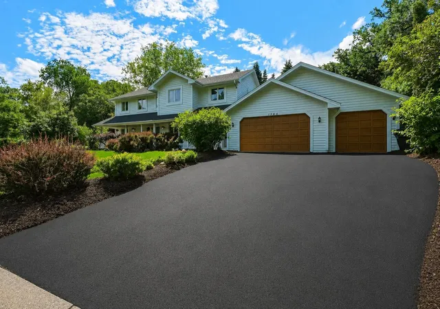2nd image of 1364 Chatterton Ct, Saint Paul, MN 55123 | MLS# 7096992