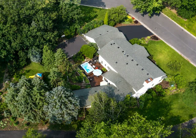 3rd image of 1364 Chatterton Ct, Saint Paul, MN 55123 | MLS# 7096992