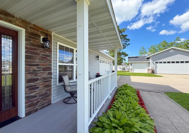 Photo 3 of Single family home for sale at 8035 Moidore Dr Nw, Bemidji, MN 56601 | MLS# 7097063 | Listing updated on 2026-08-08