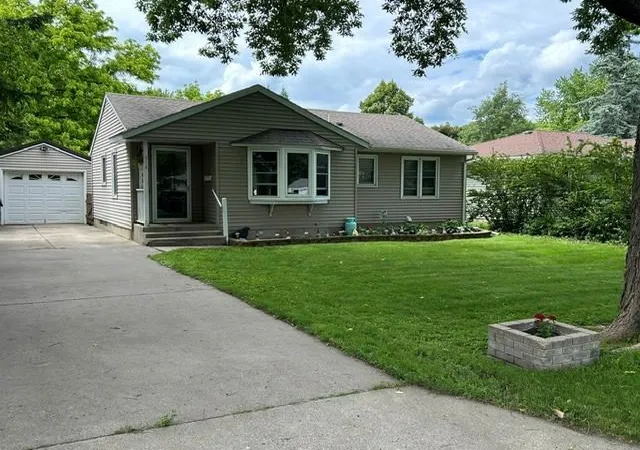 Homes for sale in Hutchinson, MN | 514 Clark St Ne, Hutchinson, MN 55350 | MLS# 7097095