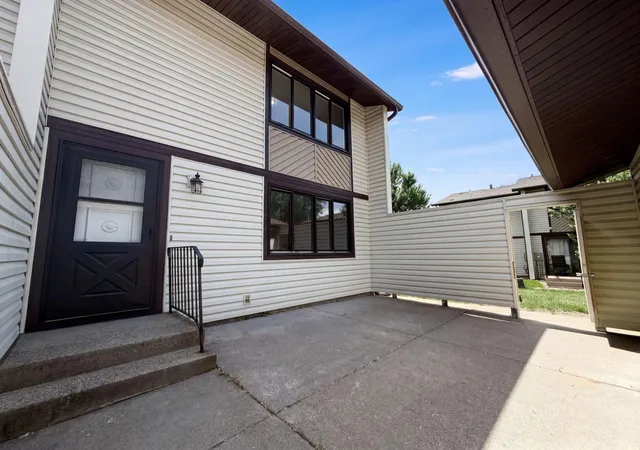 Photo 18 of Single family home for sale at 13637 Heather Hills Dr, Burnsville, MN 55337 | MLS# 7097097 | Listing updated on 2026-10-22