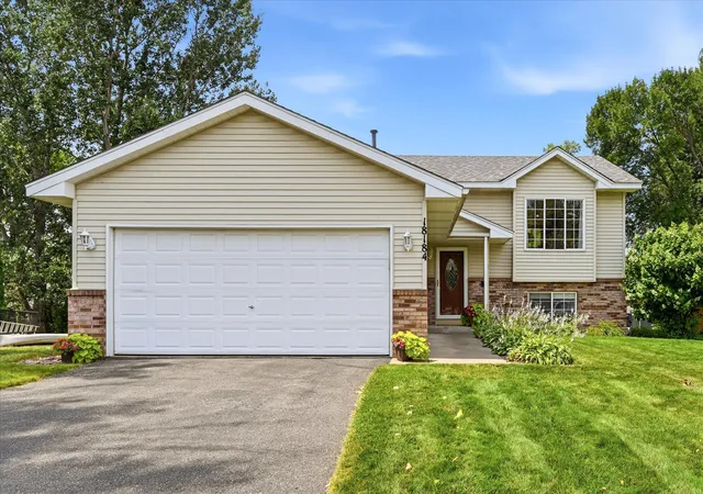 1st image of 18184 Gary St Nw, Elk River, MN 55330 | MLS# 7097143