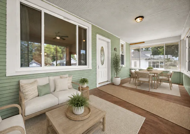 2nd image of 2100 4th St, Saint Paul, MN 55110 | MLS# 7097151