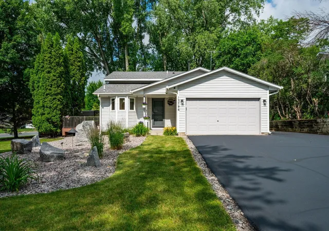 Homes for sale in Savage, MN | 13796 Xenwood Ave, Savage, MN 55378 | MLS# 7097176