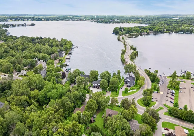 Homes for sale in Minnetonka, MN | 17310 County Road 101 W, Minnetonka, MN 55391 | MLS# 7097192
