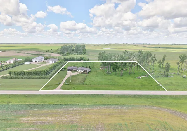 Homes for sale in Valley City, ND | 3843 113Th Ave Se, Valley City, ND 58072 | MLS# 7097211