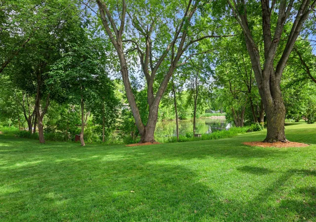 3rd image of 880 Pearl View Dr, Sauk Rapids, MN 56379 | MLS# 7097224
