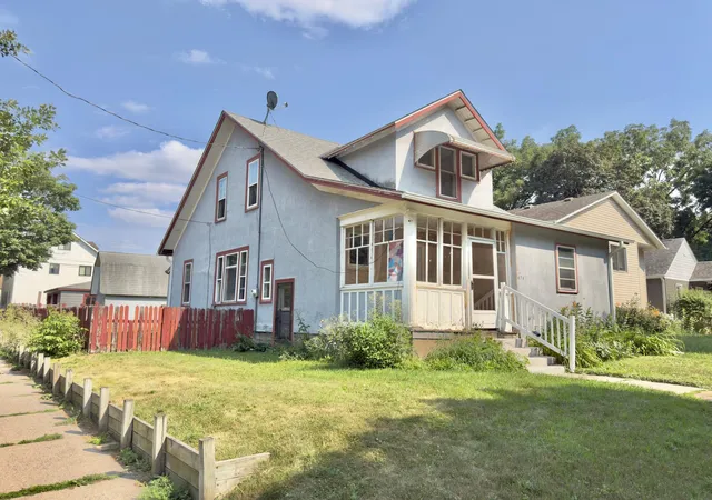 Photo 1 of Sale Pending at 878 22nd Avenue Se, Minneapolis, MN 55414 | MLS# 7097231 | Listing updated on 2026-09-19