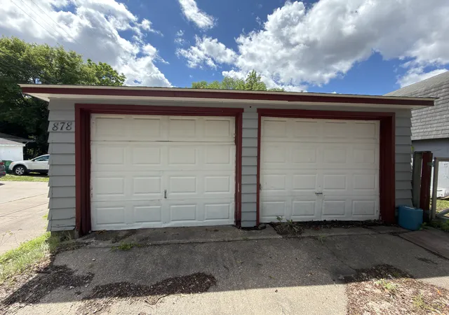 Photo 2 of Single family home for sale at 878 22nd Avenue Se, Minneapolis, MN 55414 | MLS# 7097231 | Listing updated on 2026-08-25