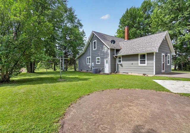 Homes for sale in Braham, MN | 500 8Th St Se, Braham, MN 55006 | MLS# 7097248