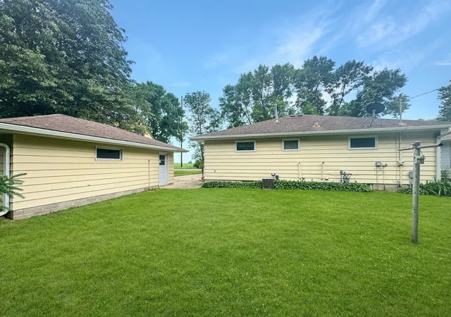 Homes for sale in Slayton, MN | 2727 34th St, Slayton, MN 56172 | MLS# 7097251