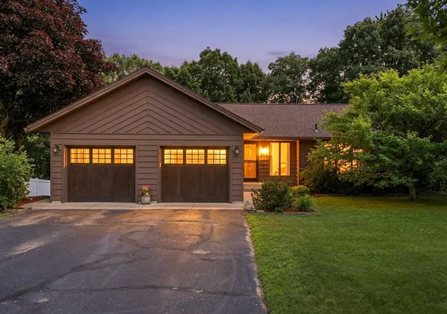 1st image of 930 5th Ave N, Sartell, MN 56377 | MLS# 7097273