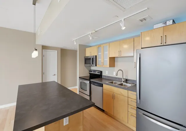 3rd image of 8161 33Rd Ave S #804, Bloomington, MN 55425 | MLS# 7097307
