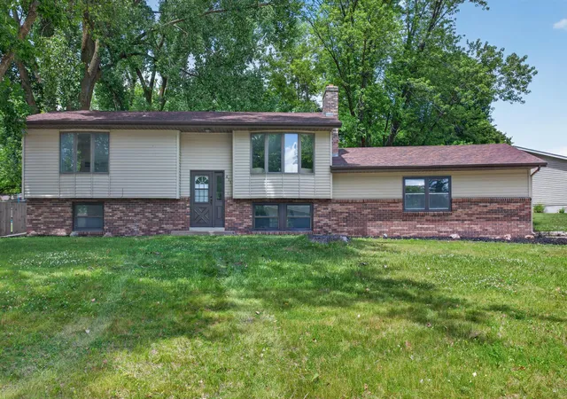 Photo 2 of Sale Pending at 411 Adams Dr W, Young America, MN 55397 | MLS# 7097318 | Listing updated on 2026-08-21
