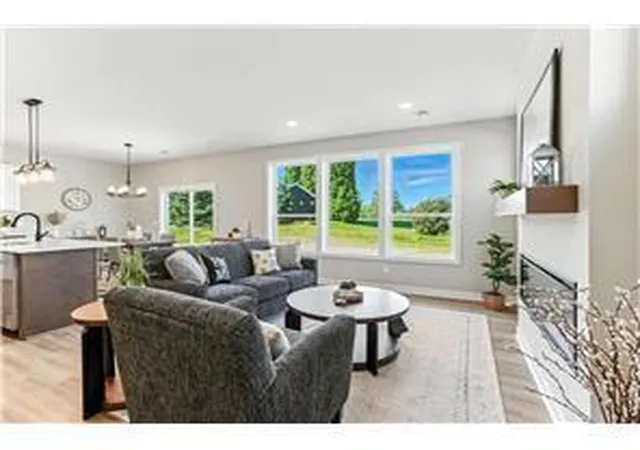 Photo 4 of Single family home for sale at 6695 Ridgeview Dr, Cannon Falls, MN 55009 | MLS# 7097326 | Listing updated on 2026-06-25