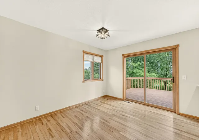 5th image of 130 Nicholas Dr, Lewiston, MN 55952 | MLS# 7097342